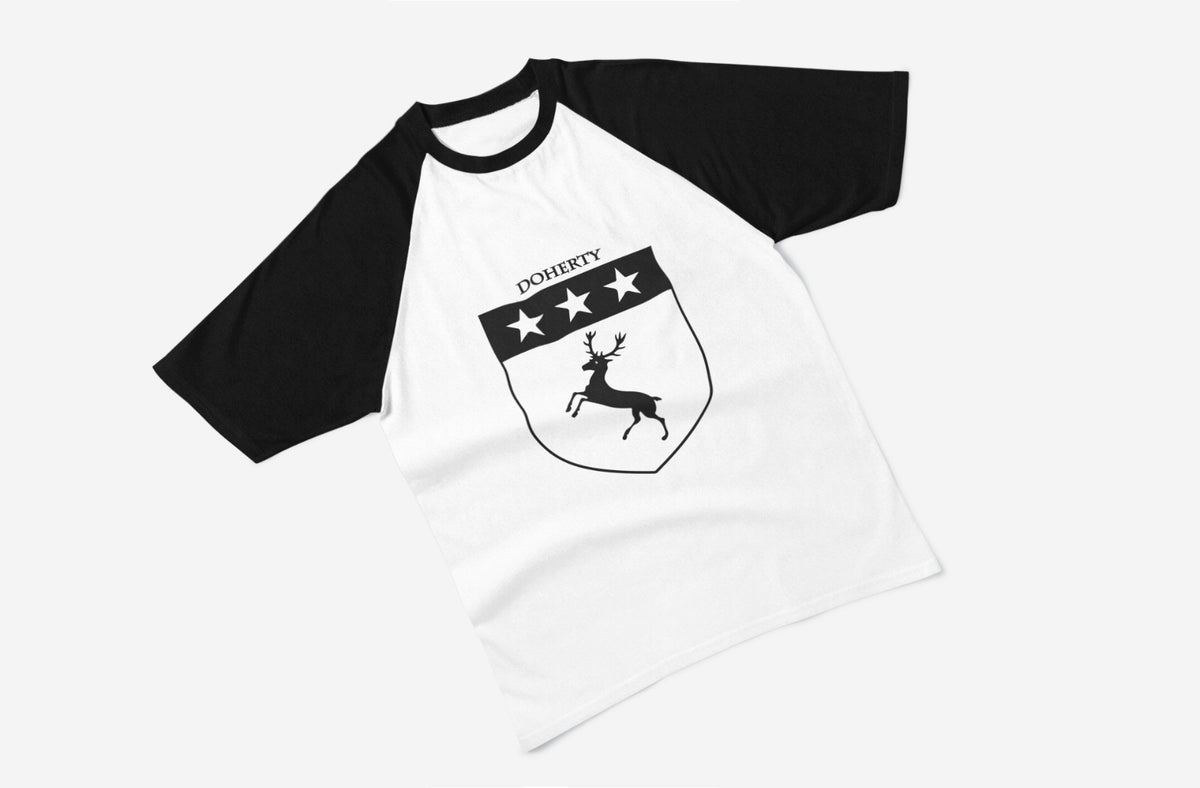 Doherty family crest raglan T-shirt in black and white