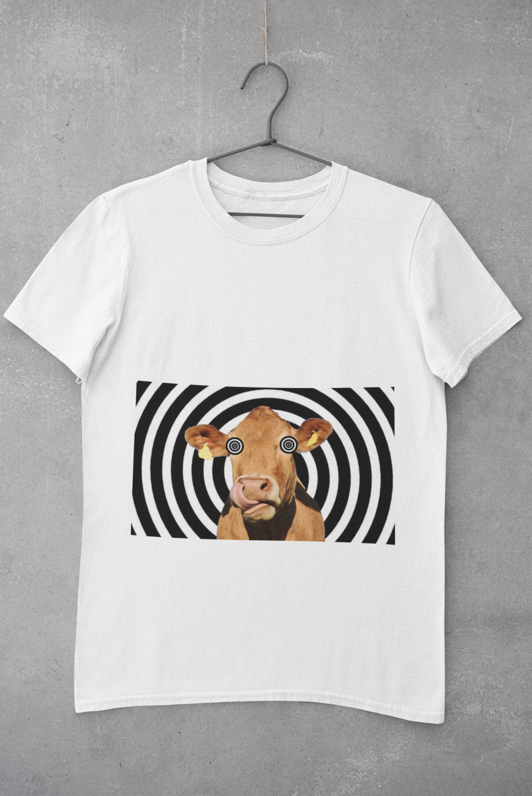 White cotton T-shirt printed with a psychedelic mad cow graphic