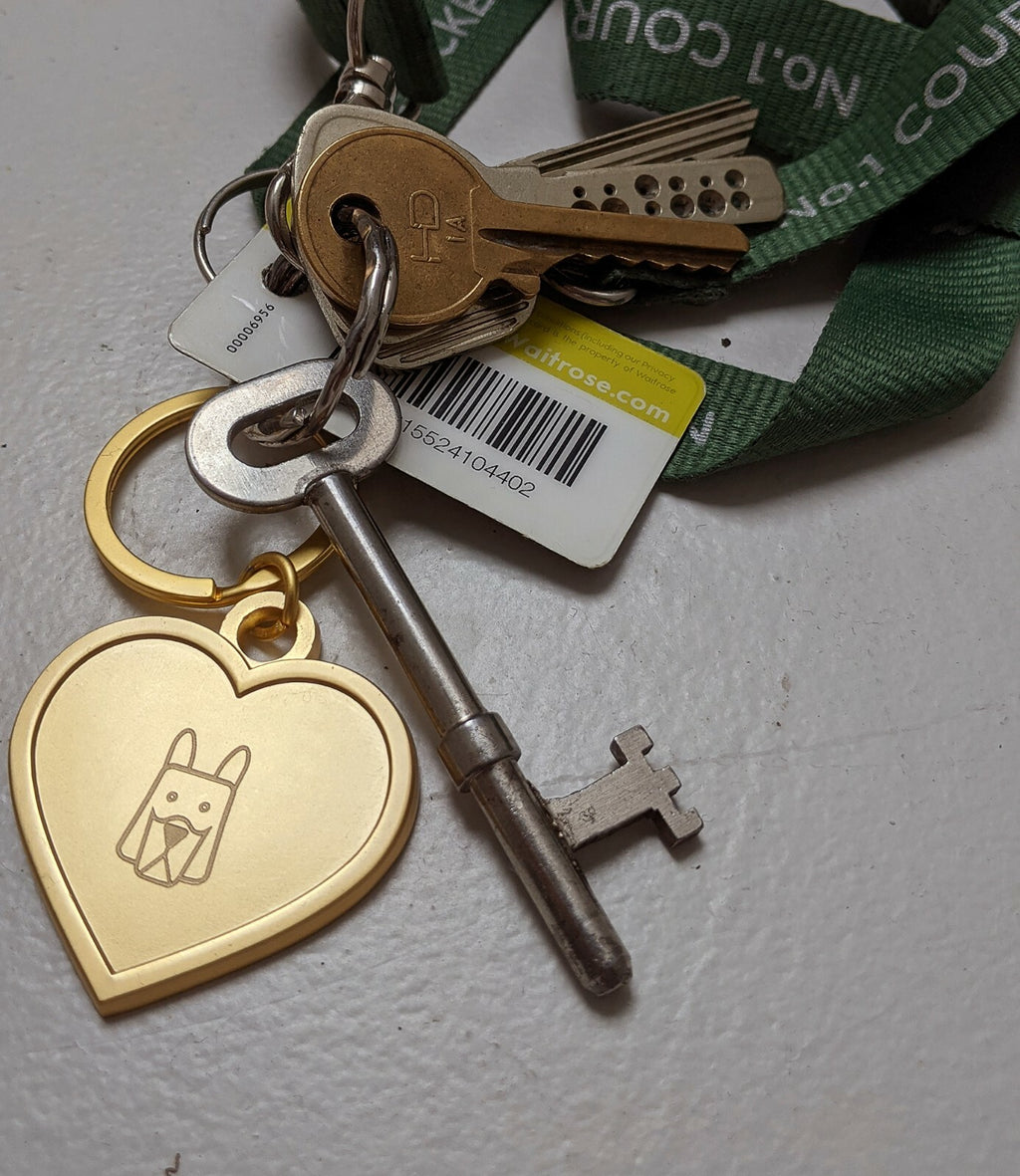 Gold heart shaped dog tag keyring engraved with a dog breed face – view 2